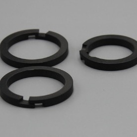 İyi bir fiyat. Grafit Yay Enerjili PTFE Conta Elyaf İplik Teflon Piston Halkaları çevrimiçi